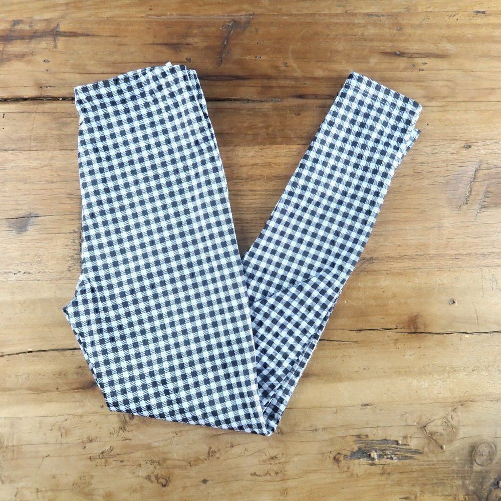BLACK & WHITE PLAID LIGHTWEIGHT FASHION LEGGINGS SIZE SMALL